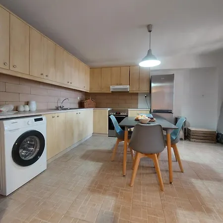 Apartment Socrates House *