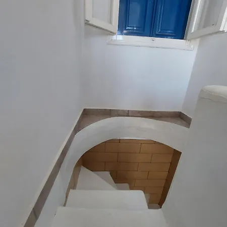 Socrates House Kythnos