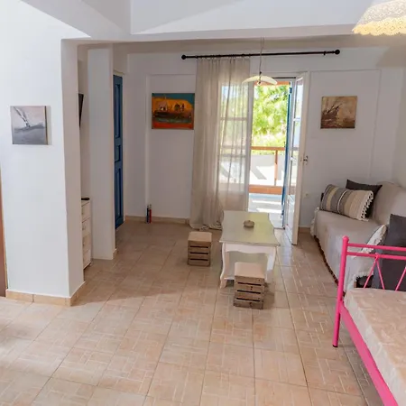 Apartment Socrates House