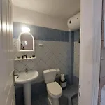 Socrates House شقة