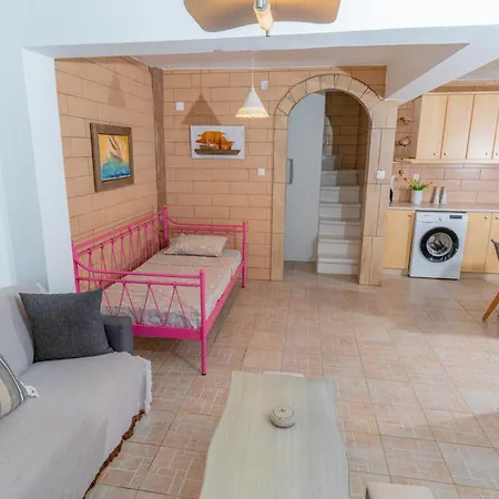 아파트 Socrates House *