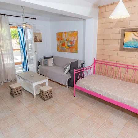 Socrates House 키트노스