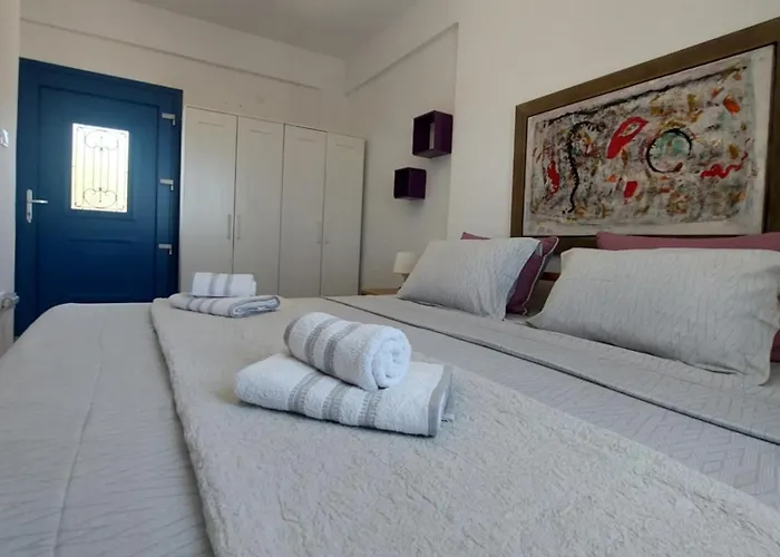 Socrates House 아파트