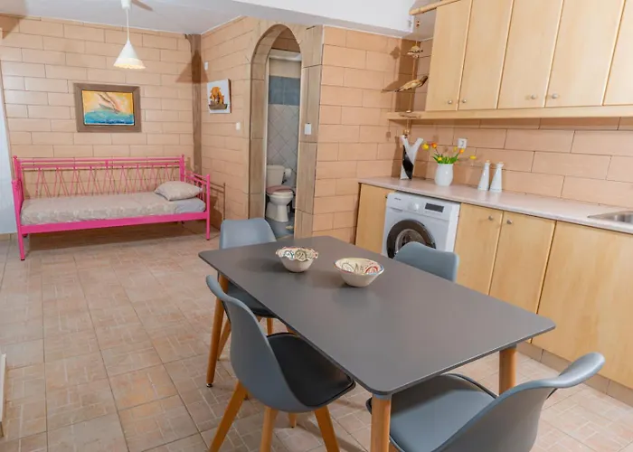 Socrates House 아파트